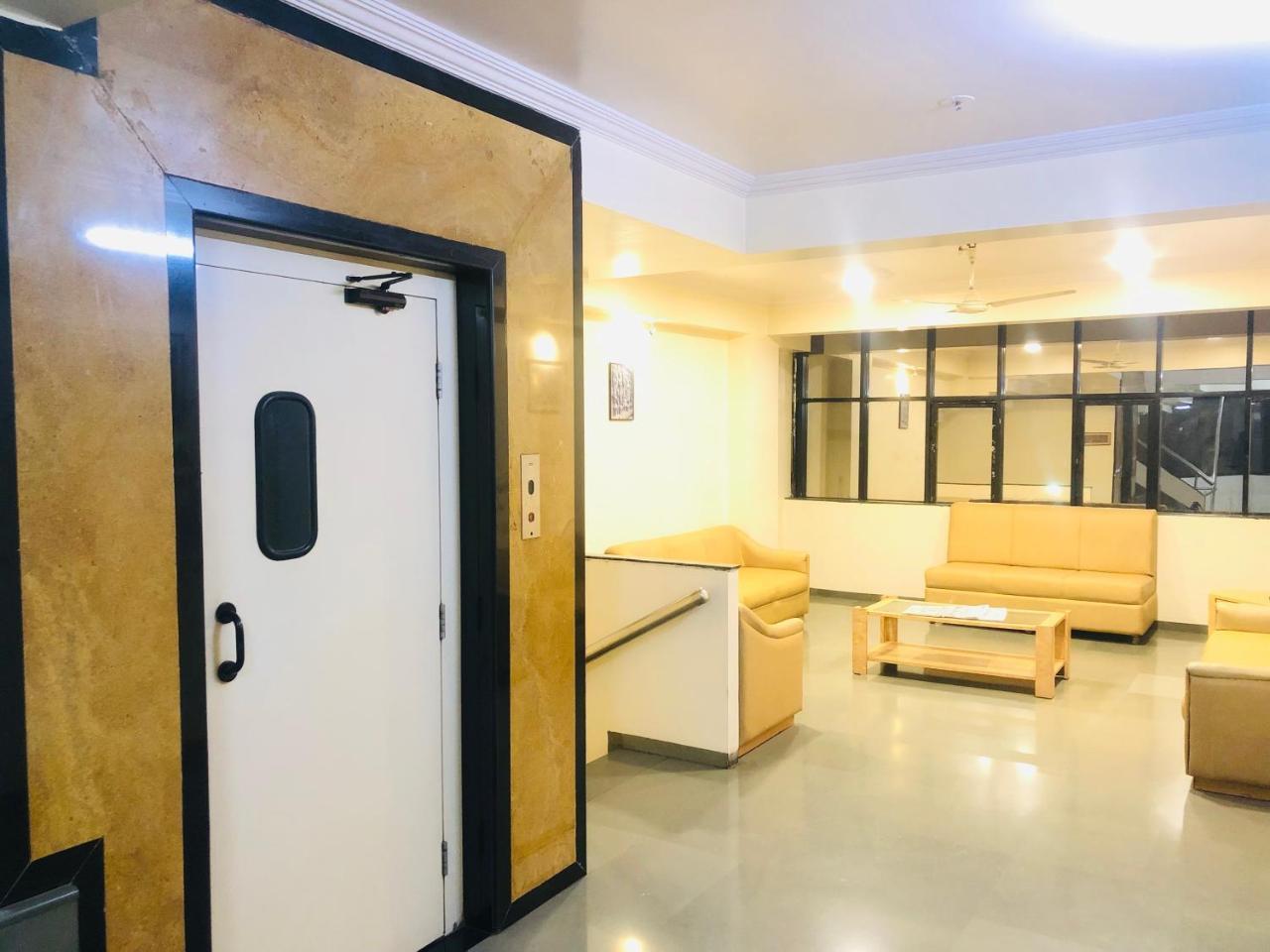 Hotel New Uttam Hira Palace Nashik Luaran gambar